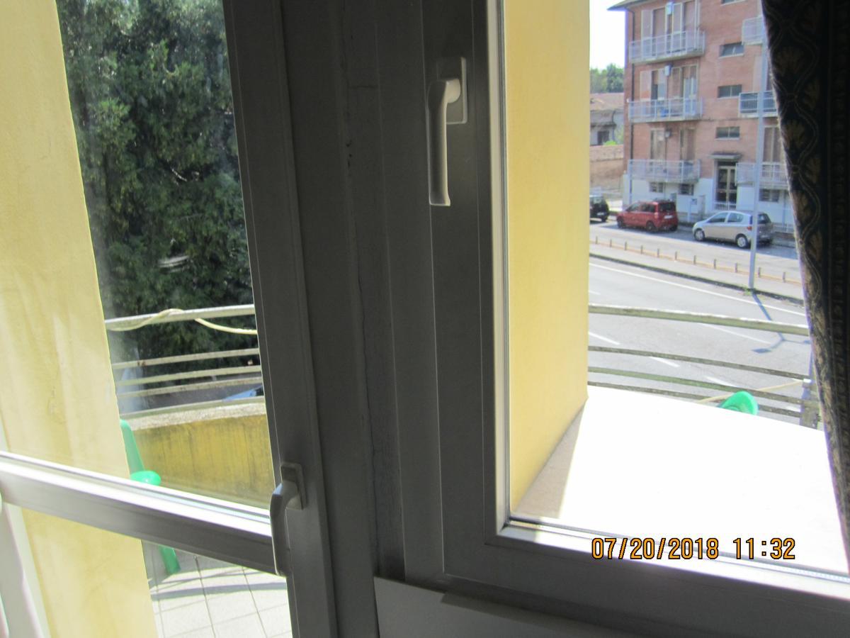 Adelphi Room & Breakfast Ferrara Ngoại thất bức ảnh