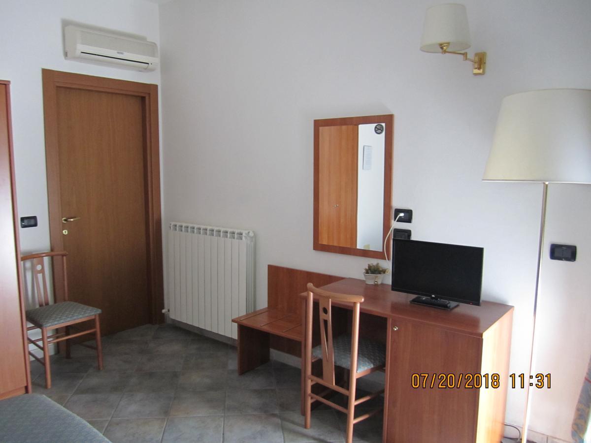 Adelphi Room & Breakfast Ferrara Ngoại thất bức ảnh