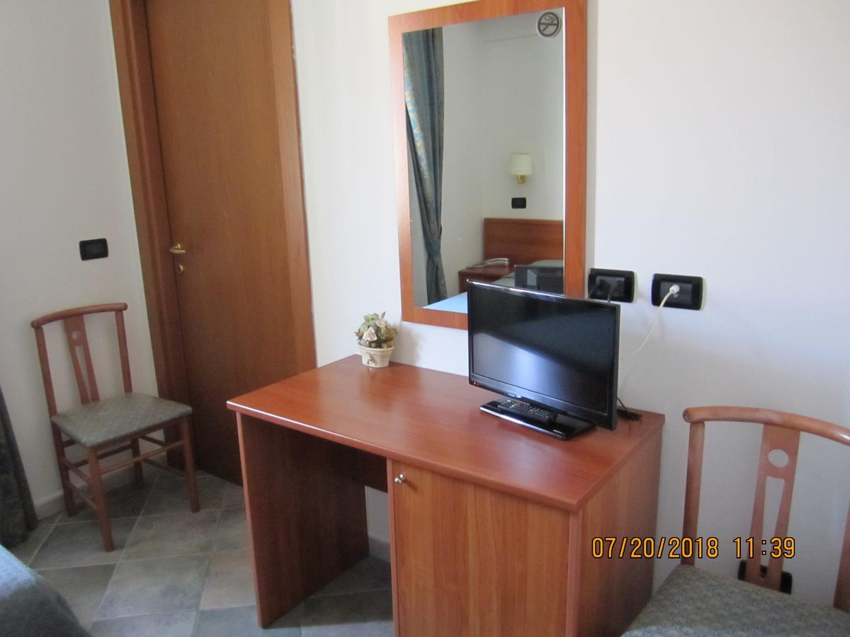 Adelphi Room & Breakfast Ferrara Ngoại thất bức ảnh