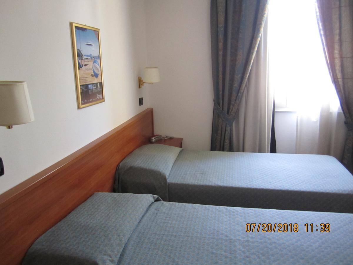 Adelphi Room & Breakfast Ferrara Ngoại thất bức ảnh